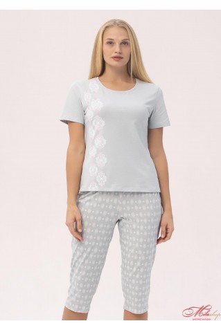 Піжама футболка+капри з бавовни Roksana 1430